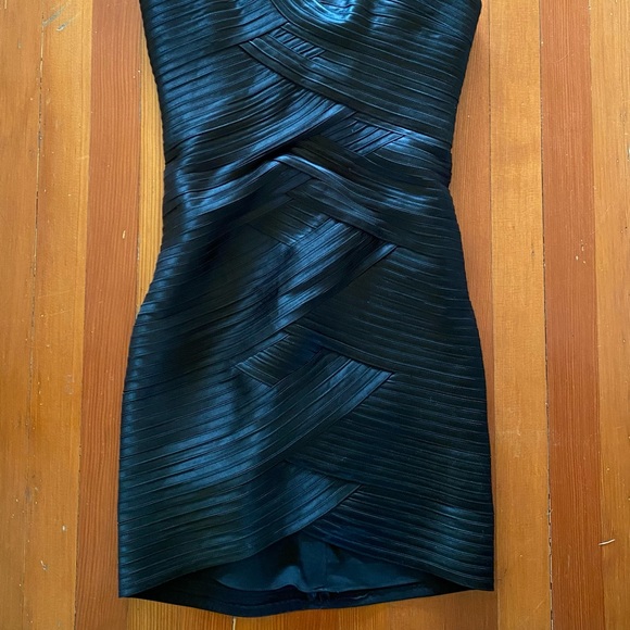 BCBG Black One Shoulder Black Satin Dress Size 6 - Picture 3 of 9